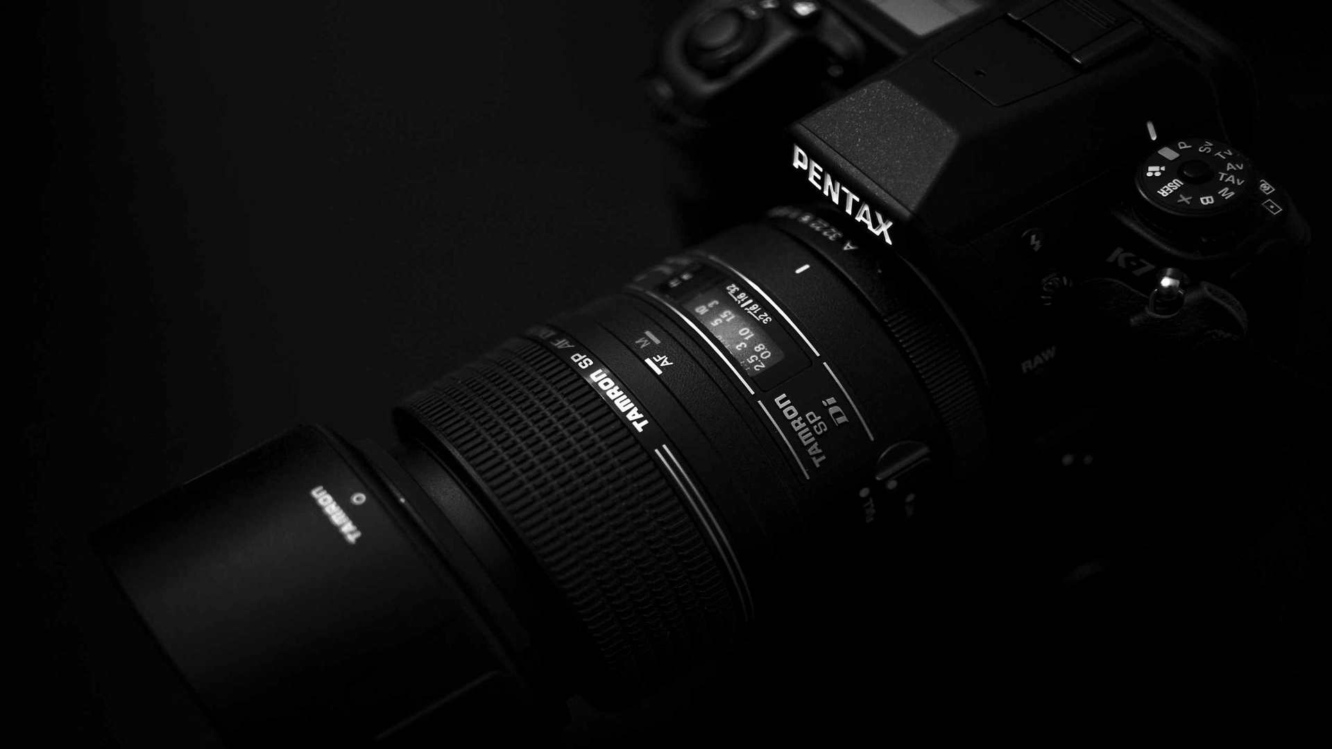 02100_pentaxk7withtamron90mmmacro_2560x1600 — dynamic wallpaper